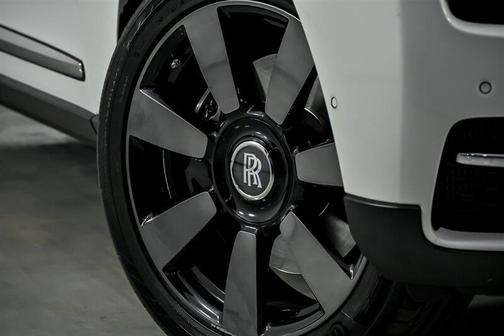 2023 Rolls-Royce Cullinan 