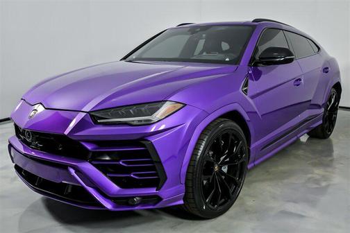 2022 Lamborghini Urus 