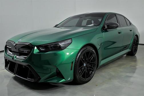 Isle of Man Green Metallic 2025 BMW M5 Base