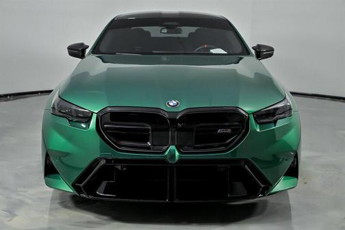 Isle of Man Green Metallic 2025 BMW M5 Base