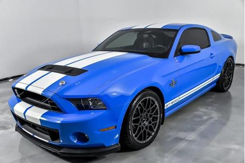 2013 Ford Shelby GT500 Base