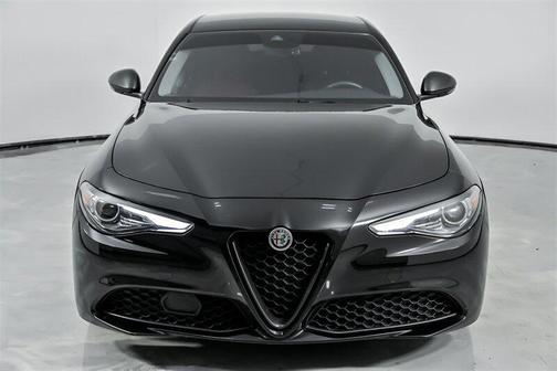 2020 Alfa Romeo Giulia Base