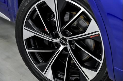 2022 Audi SQ5 3.0T Premium Plus