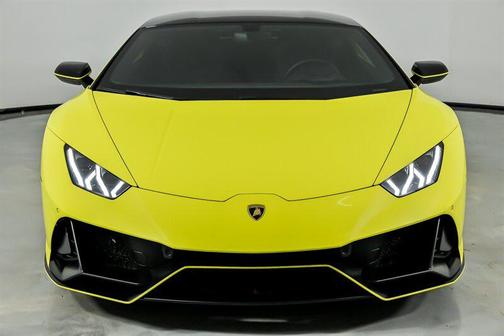 GIALLO CLARUS 2022 Lamborghini Huracan EVO Coupe