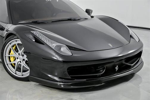 2011 Ferrari 458 Italia Base