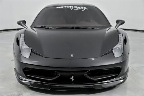 2011 Ferrari 458 Italia Base