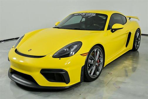 2022 Porsche 718 Cayman GT4