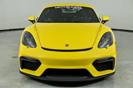 2022 Porsche 718 Cayman GT4