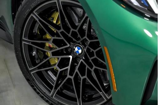2025 BMW M3 -CARBON BUCKETS