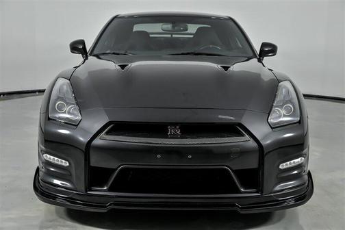 2012 Nissan GT-R Black Edition