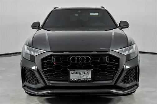 2023 Audi RS Q8 4.0T