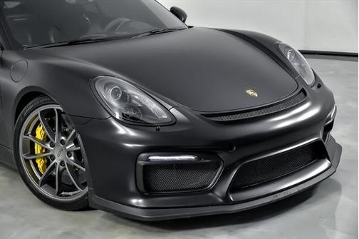 2016 Porsche Cayman GT4
