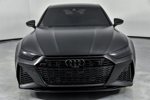 Mythos Black Metallic 2021 Audi RS 7 4.0T