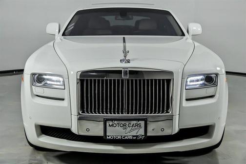 English White 2010 Rolls-Royce Ghost