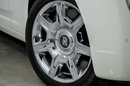 English White 2010 Rolls-Royce Ghost