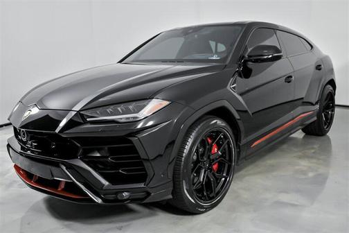 2020 Lamborghini Urus 