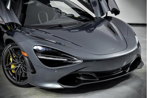 2019 McLaren 720S Base