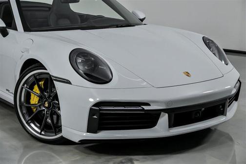 2022 Porsche 911 Turbo S