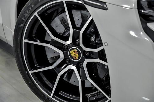 2022 Porsche Taycan Turbo S