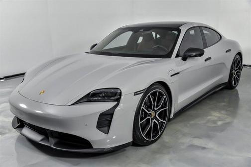 2022 Porsche Taycan Turbo S