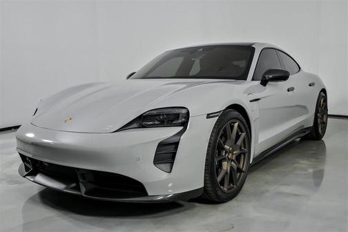 2022 Porsche Taycan Turbo S