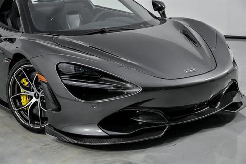 2019 McLaren 720S Base