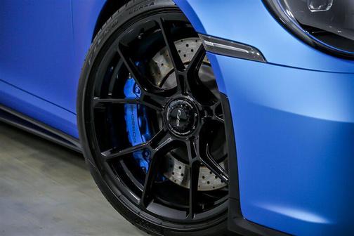 2022 Porsche 911 GT3 w/Touring Package