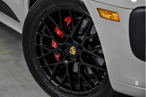 2021 Porsche Macan GTS