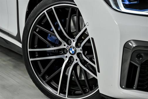 2020 BMW 750 i xDrive