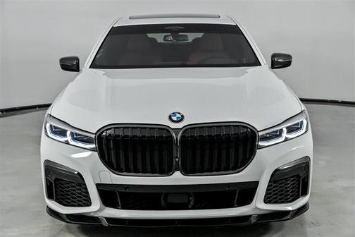 2020 BMW 750 i xDrive