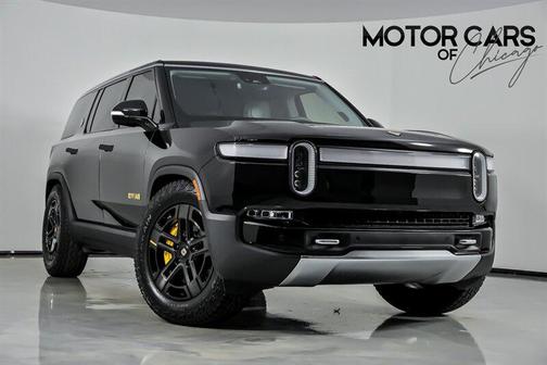 2023 Rivian R1S Adventure