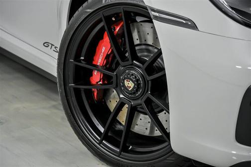 2022 Porsche 911 Targa 4 GTS