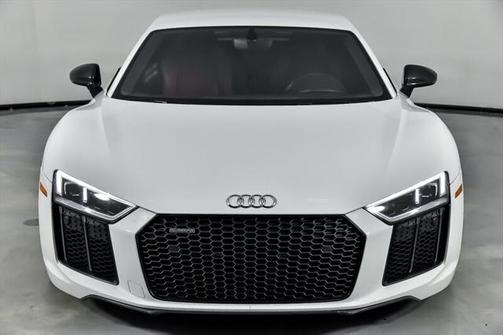 2017 Audi R8 5.2 V10 plus