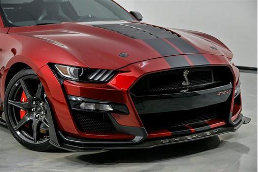 2022 Ford Shelby GT500 Base