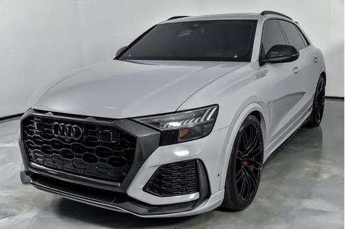 2023 Audi RS Q8 4.0T