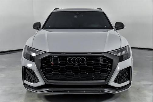 2023 Audi RS Q8 4.0T