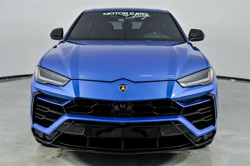 2022 Lamborghini Urus