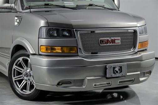 2018 GMC Savana 2500 2500-9 PASSENGER EXPLORER CONVERSION