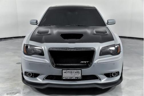 2012 Chrysler 300 SRT8