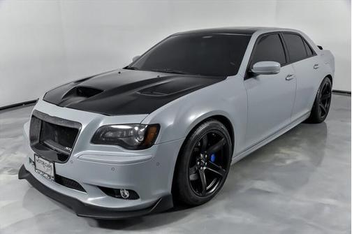 2012 Chrysler 300 SRT8