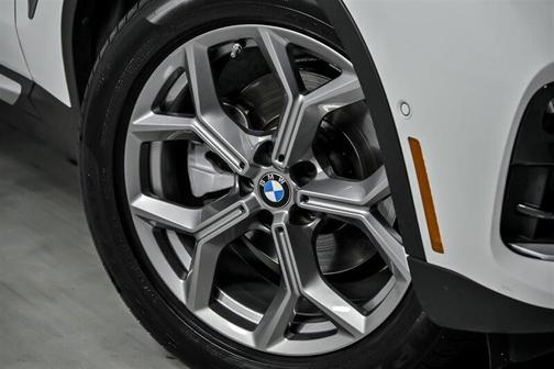 2021 BMW X4 xDrive30i
