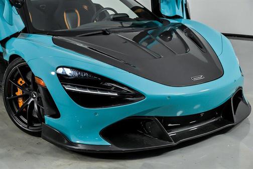 Tokyo Cyan 2022 McLaren 720S Performance
