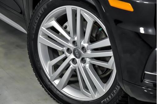 2019 Audi Q5 2.0T Premium Plus
