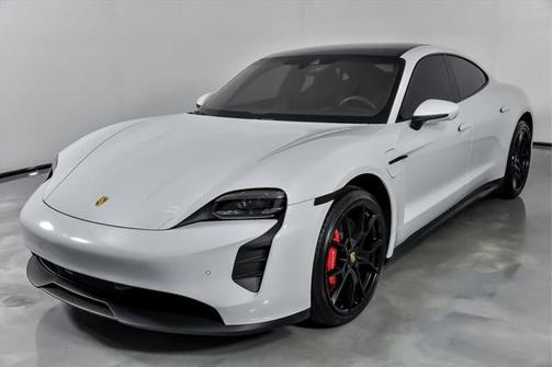 2022 Porsche Taycan GTS