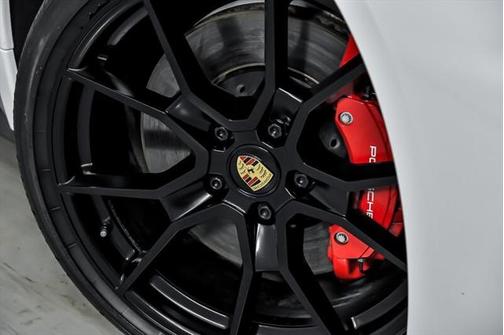 2022 Porsche Taycan GTS