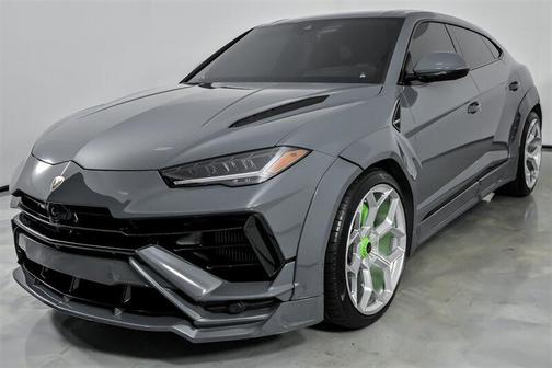 2023 Lamborghini Urus S