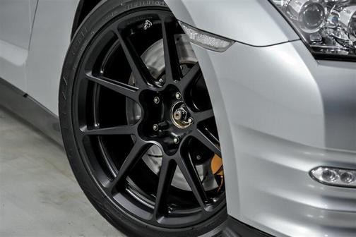 2012 Nissan GT-R Premium