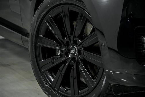 2023 Land Rover Range Rover P400 SE