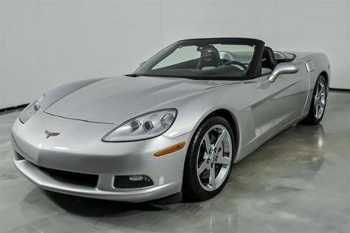 Machine Silver Metallic 2007 Chevrolet Corvette Base