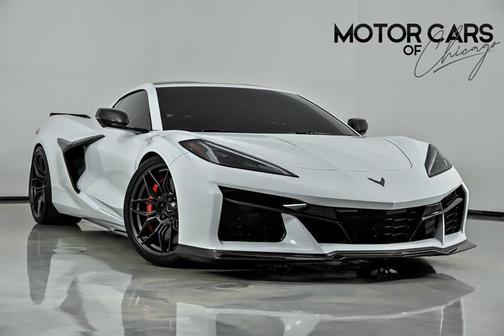 Arctic White 2023 Chevrolet Corvette Z06